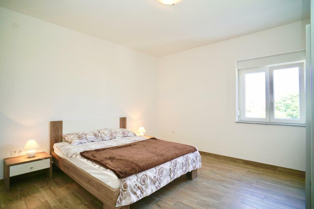 Apartments Teo Трогир Экстерьер фото